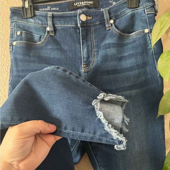 Liverpool the hugger ankle jean - Picture 5 of 8